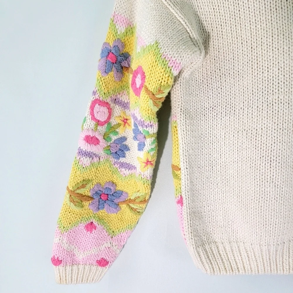 VTG CC Bates Cream Multicolored Floral Girls Sweater Sz L/6X Cottagecore Cute